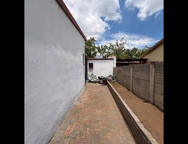 3 BEDROOM HOUSE FOR SALE IN SASOLBURG EXT 23